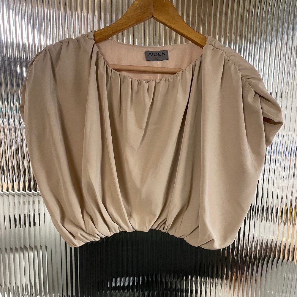 Women's S Aiden Crop Bubble Top Beige Rouched